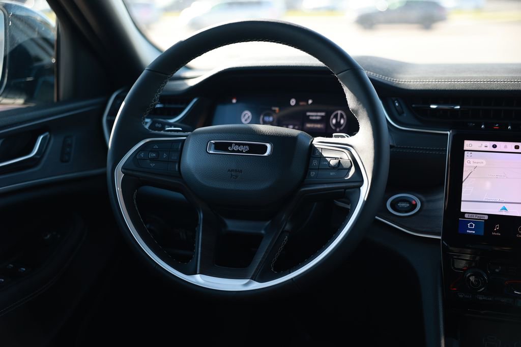 New 2025 Jeep Grand Cherokee L Limited image 22