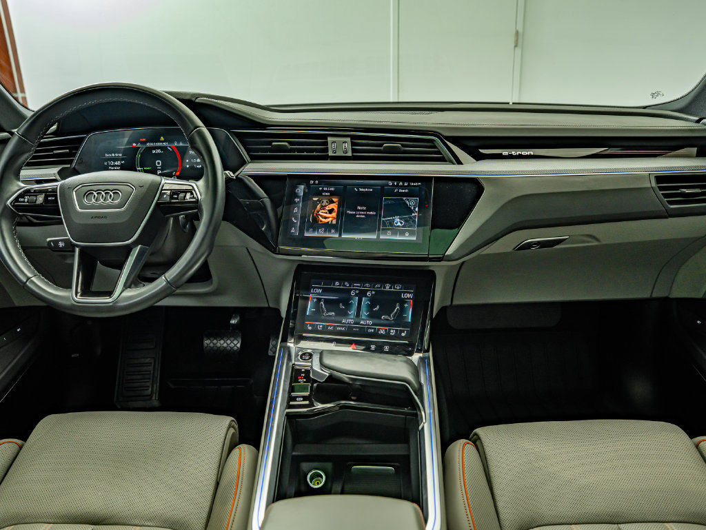 Certified 2024 Audi Q8 e-tron Prestige w/ Prestige Package AWD/4WD image 31