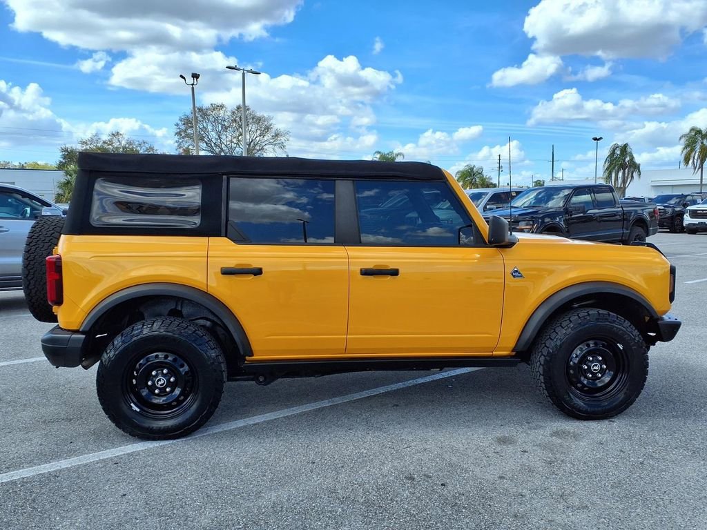 Used 2021 Ford Bronco Black Diamond image 8