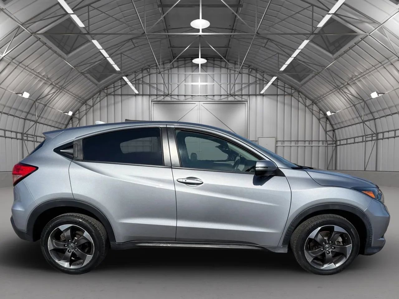 Used 2018 Honda HR-V EX image 3