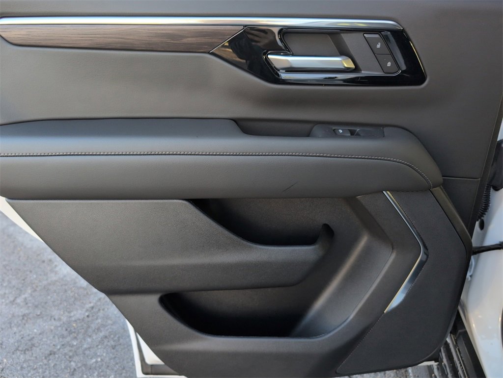 New 2026 Chevrolet Tahoe LS image 28