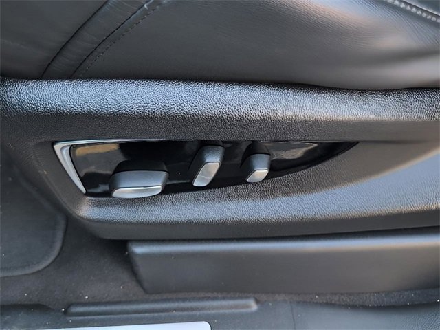 Used 2020 Cadillac Escalade Luxury image 23