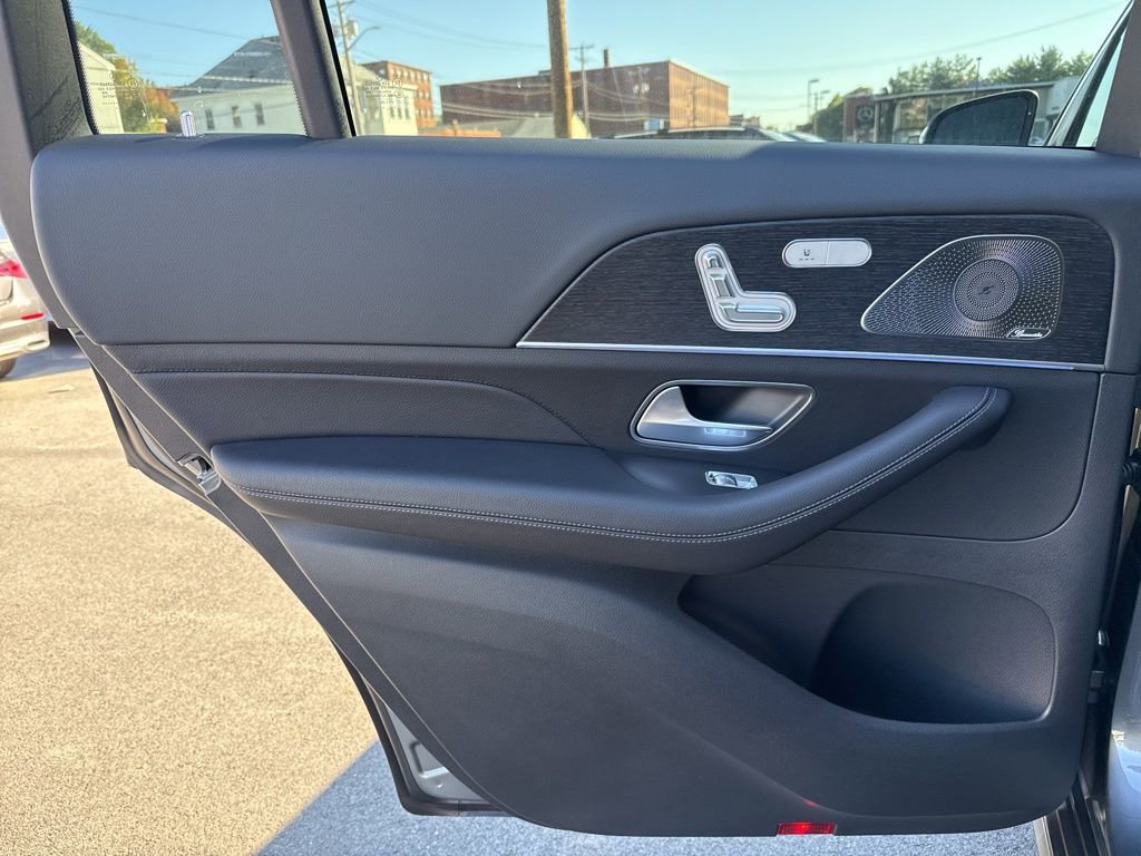 New 2026 Mercedes-Benz GLS 450 4MATIC image 17