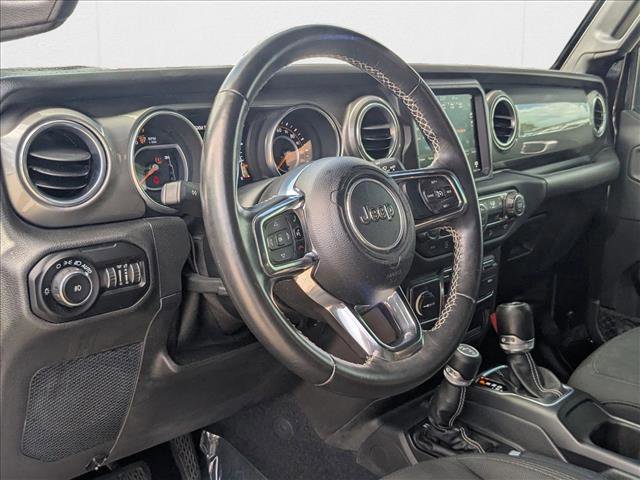 Used 2018 Jeep Wrangler Unlimited Sahara image 10