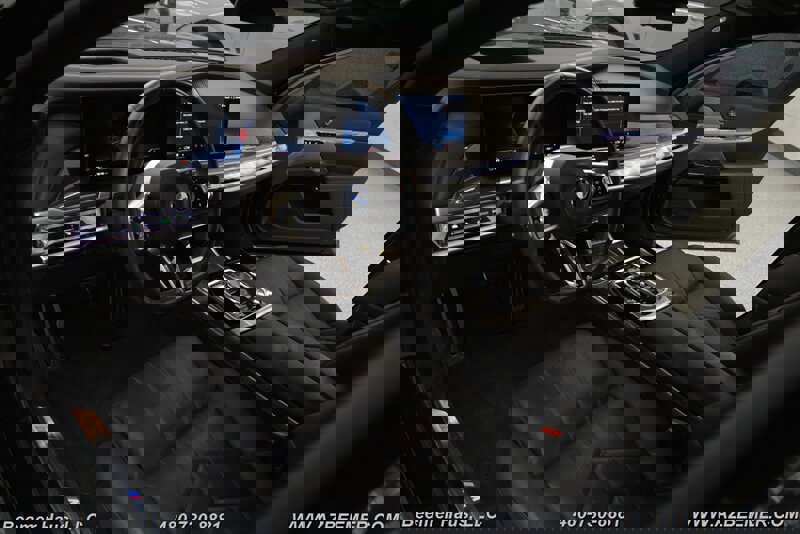 Used 2024 BMW i7 M70 w/ Executive Package image 12