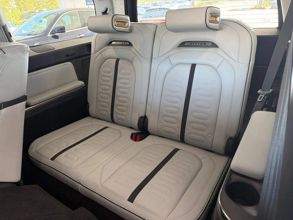 Used 2023 Rivian R1S Launch Edition Quad AWD/4WD image 24