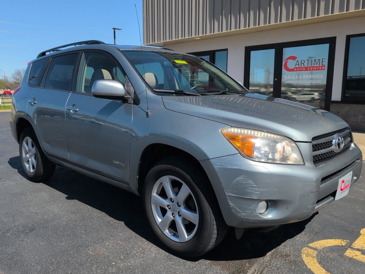 Used 2007 Toyota RAV4 Limited AWD/4WD image 2