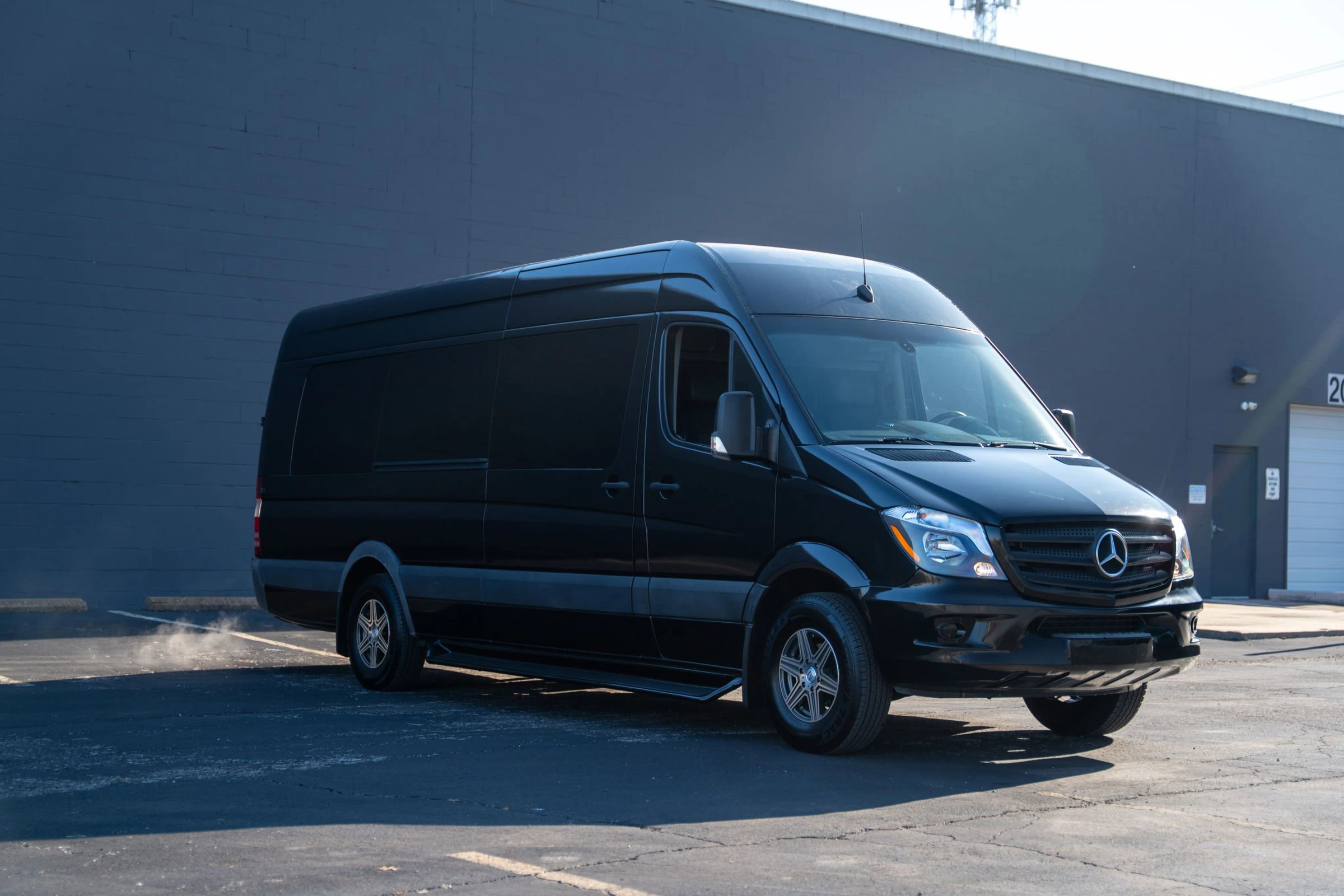 Used 2014 Mercedes-Benz Sprinter 2500 image 7