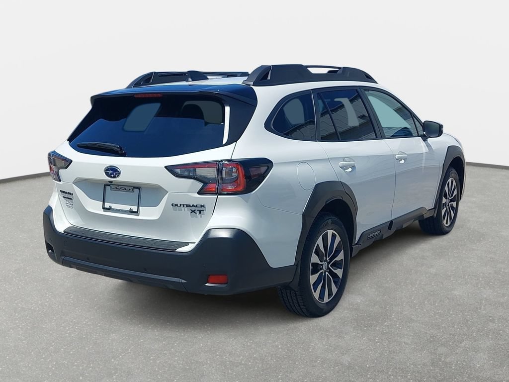 Used 2025 Subaru Outback Onyx Edition XT AWD/4WD image 5