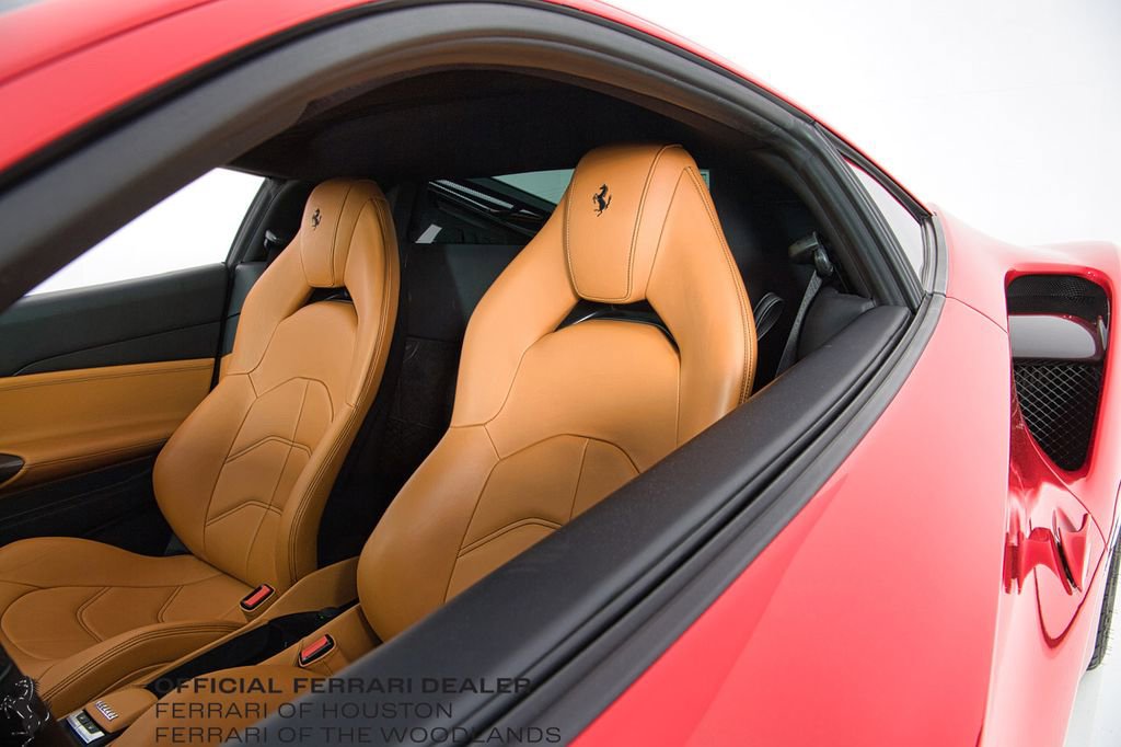 Used 2016 Ferrari 488 GTB image 32