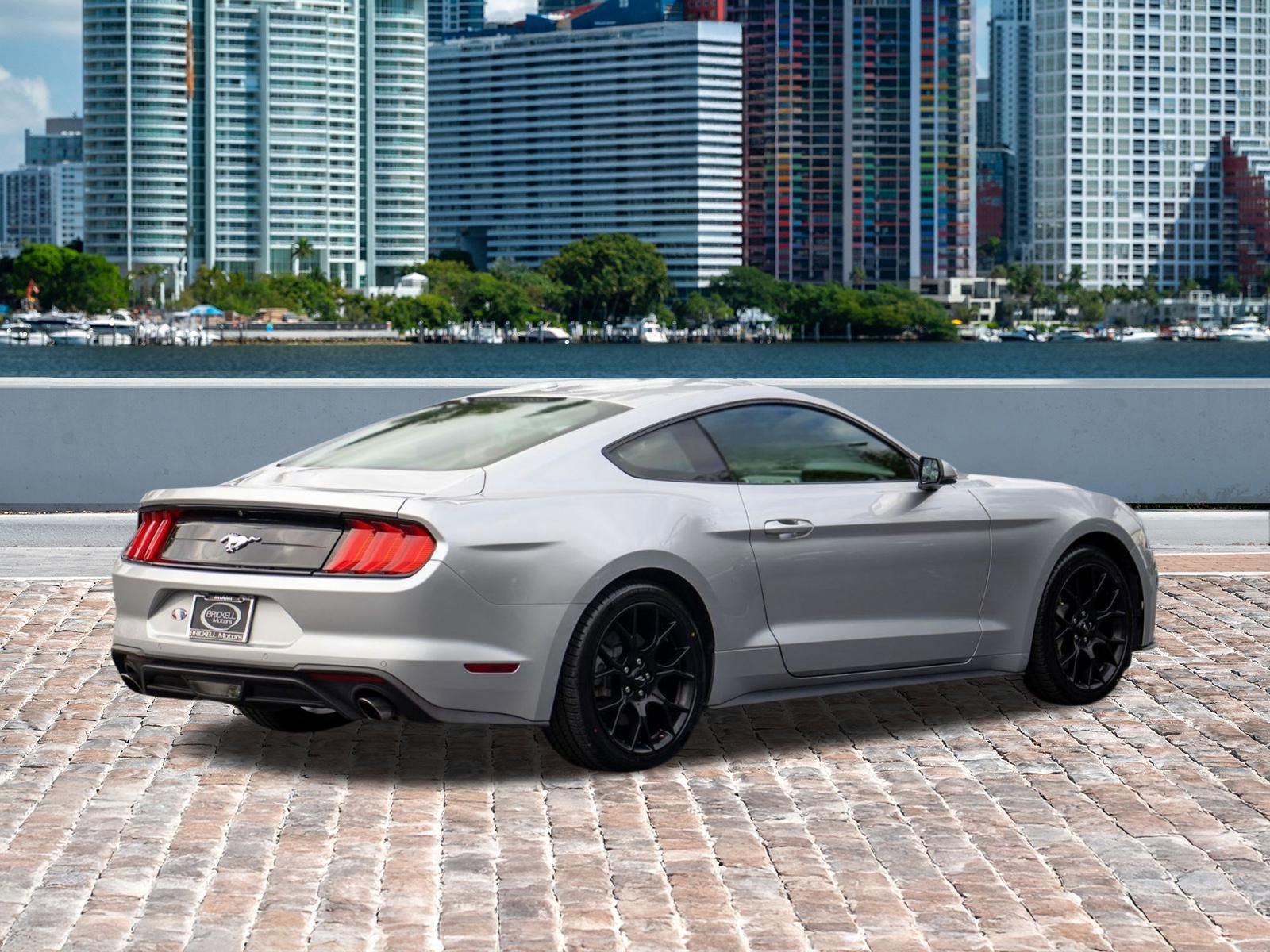 Used 2019 Ford Mustang Premium w/ Ecoboost Performance Package image 10