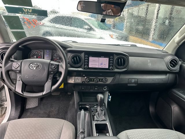 Used 2020 Toyota Tacoma SR5 RWD image 12