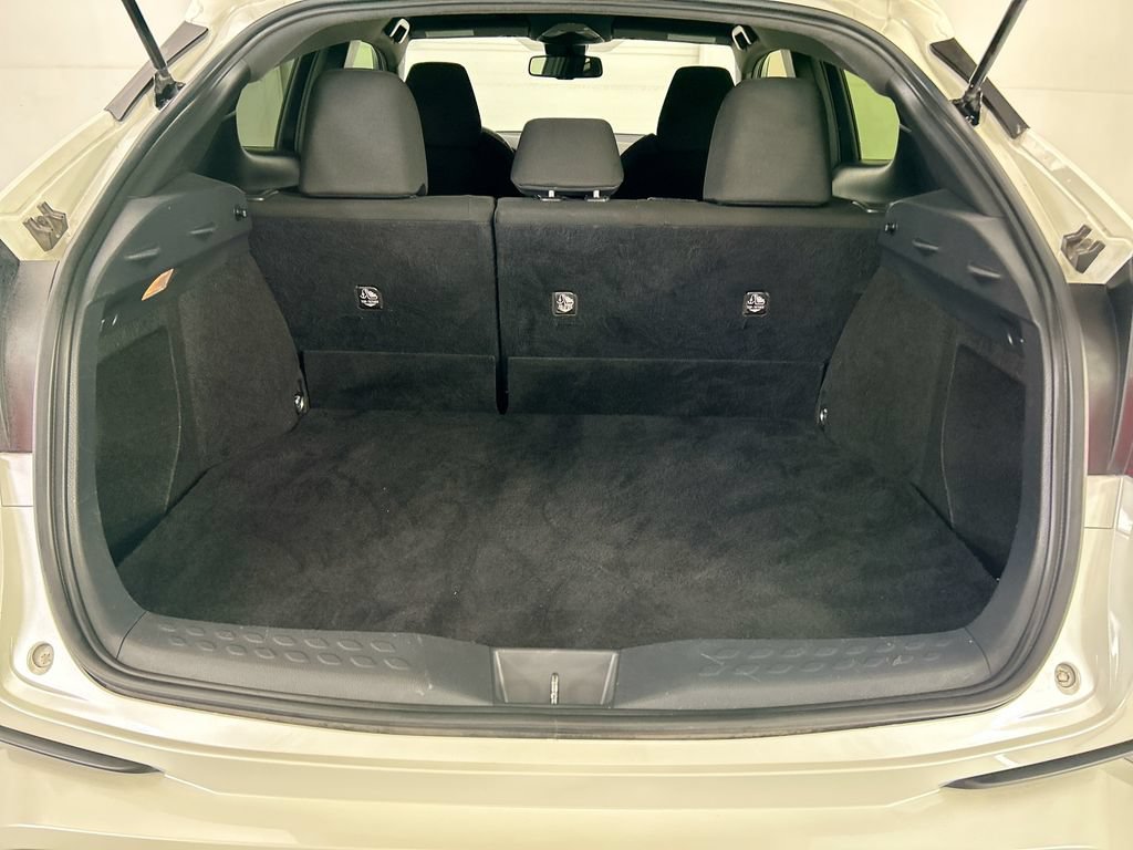Used 2019 Toyota C-HR XLE FWD image 26