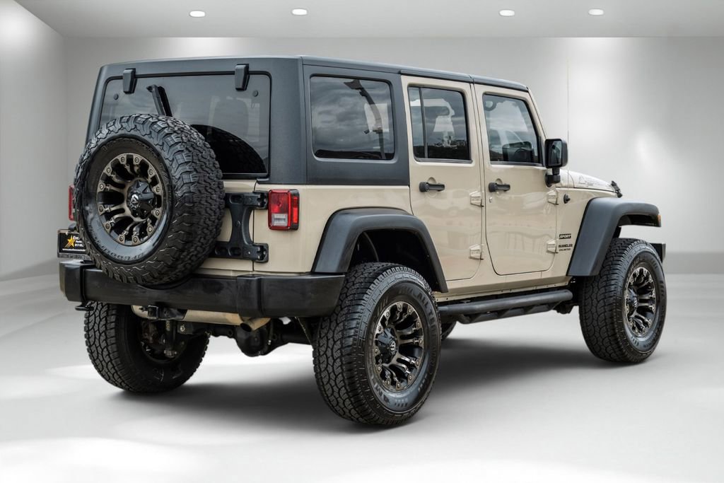 Used 2016 Jeep Wrangler Unlimited Sport AWD/4WD image 6