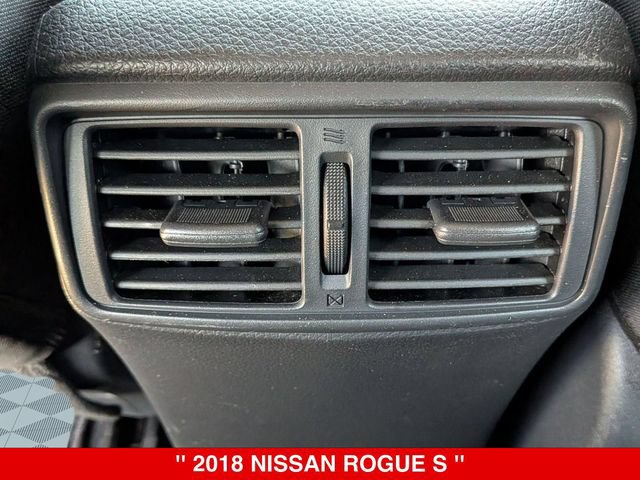 Used 2018 Nissan Rogue S AWD/4WD image 29