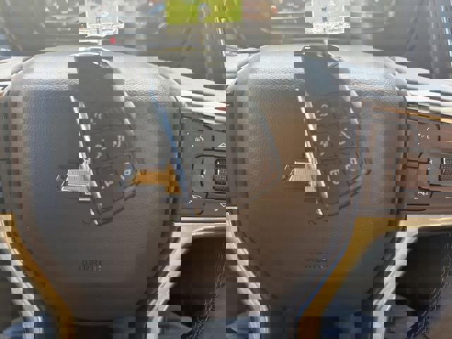 Used 2024 Chevrolet Suburban LT image 27