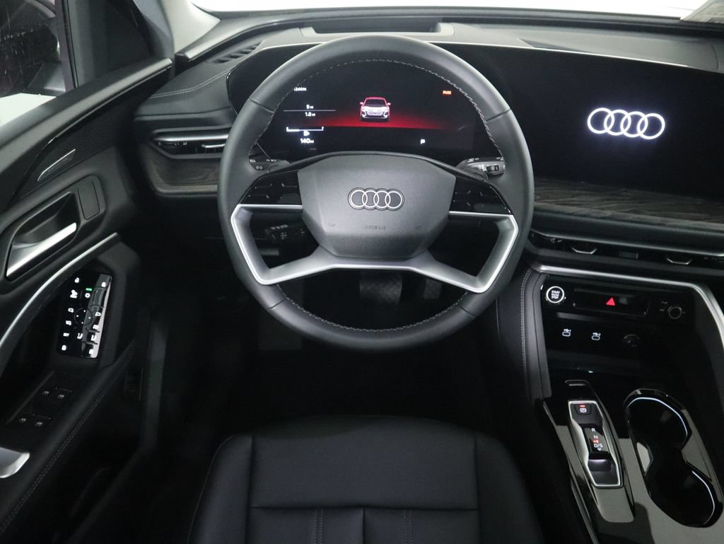 Used 2025 Audi Q5 Premium w/ Premium Plus AWD/4WD image 12