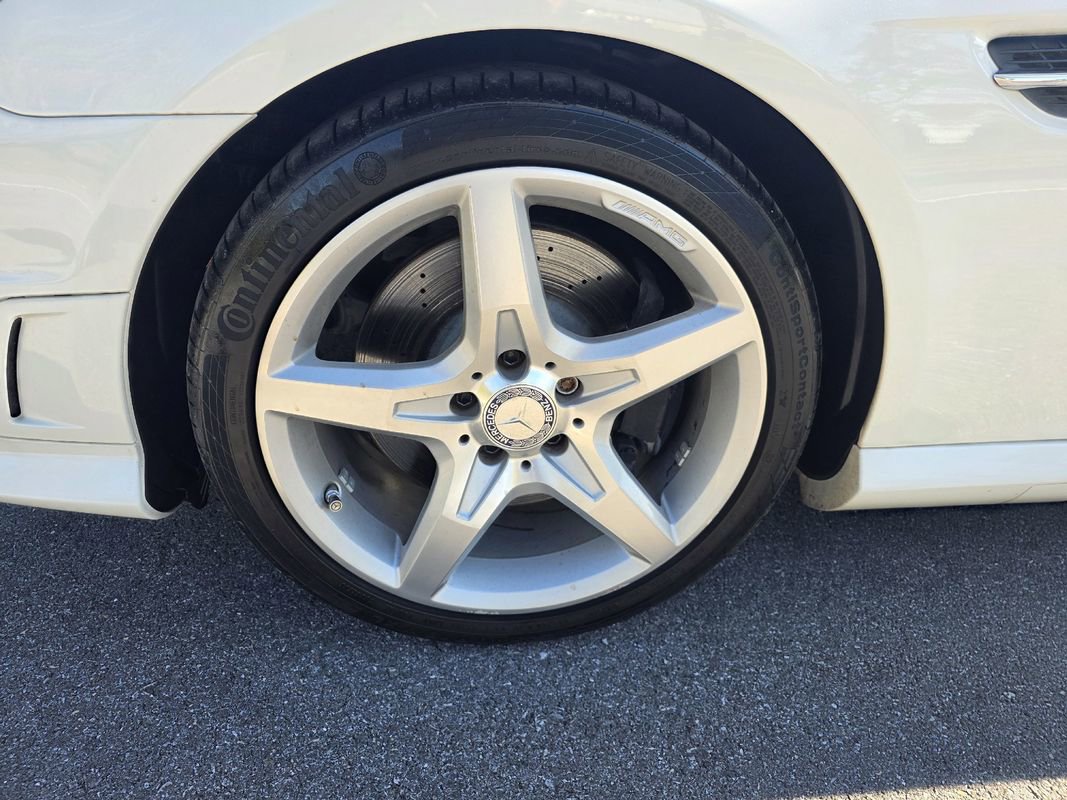 Used 2012 Mercedes-Benz SLK 250 image 34