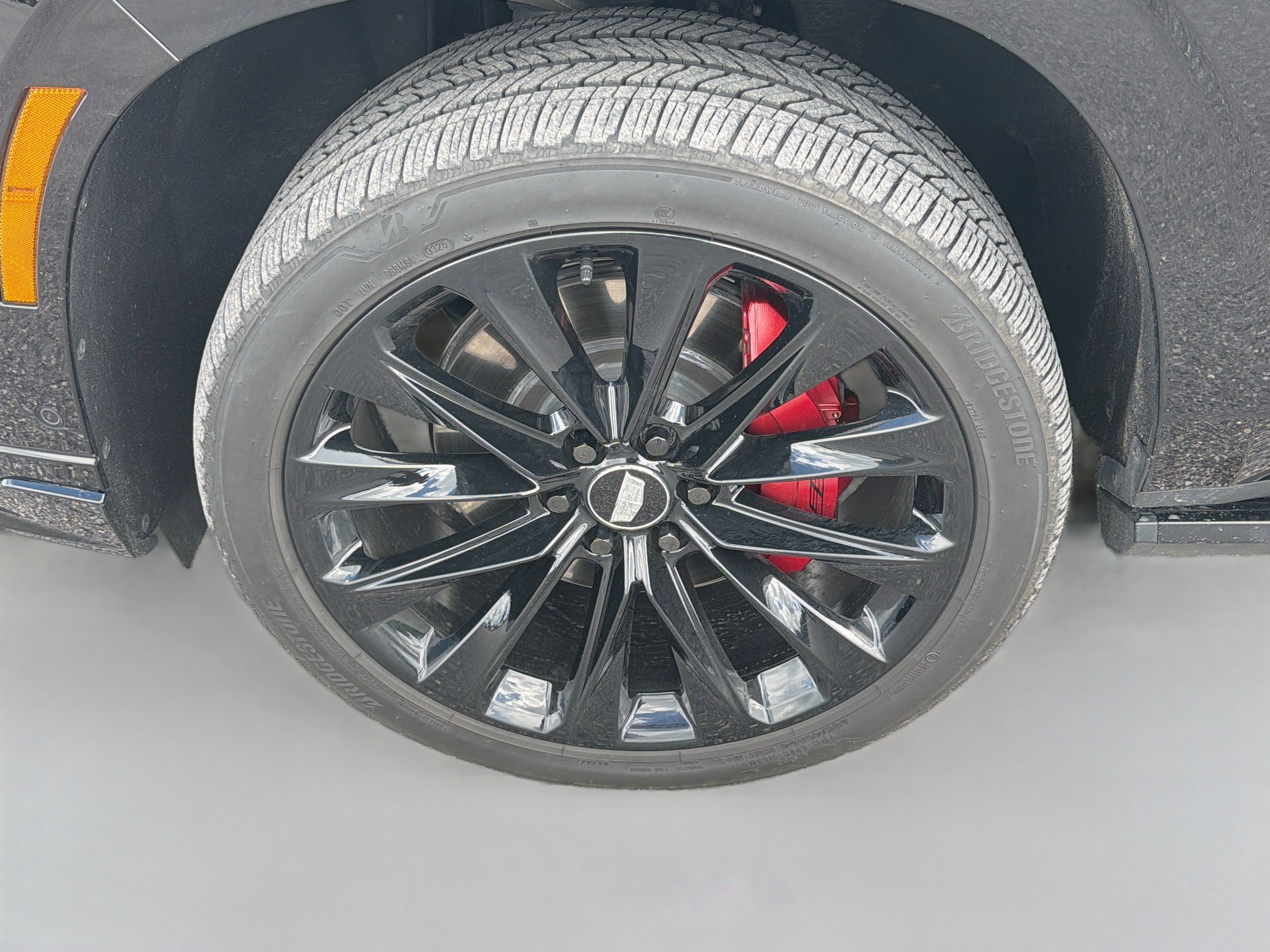 Used 2026 Cadillac Escalade V w/ LPO, ONYX Package AWD/4WD image 45