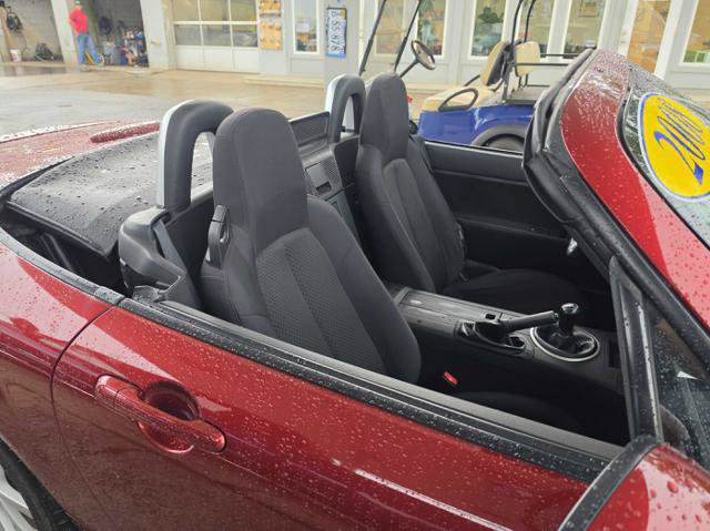 Used 2008 MAZDA MX-5 Miata Touring RWD image 13