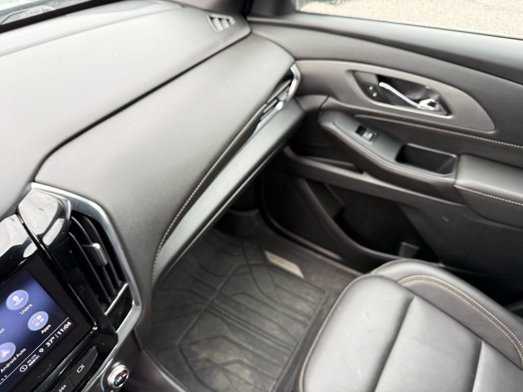 Used 2023 Chevrolet Traverse LT w/ LPO, Floor Liner Package image 27