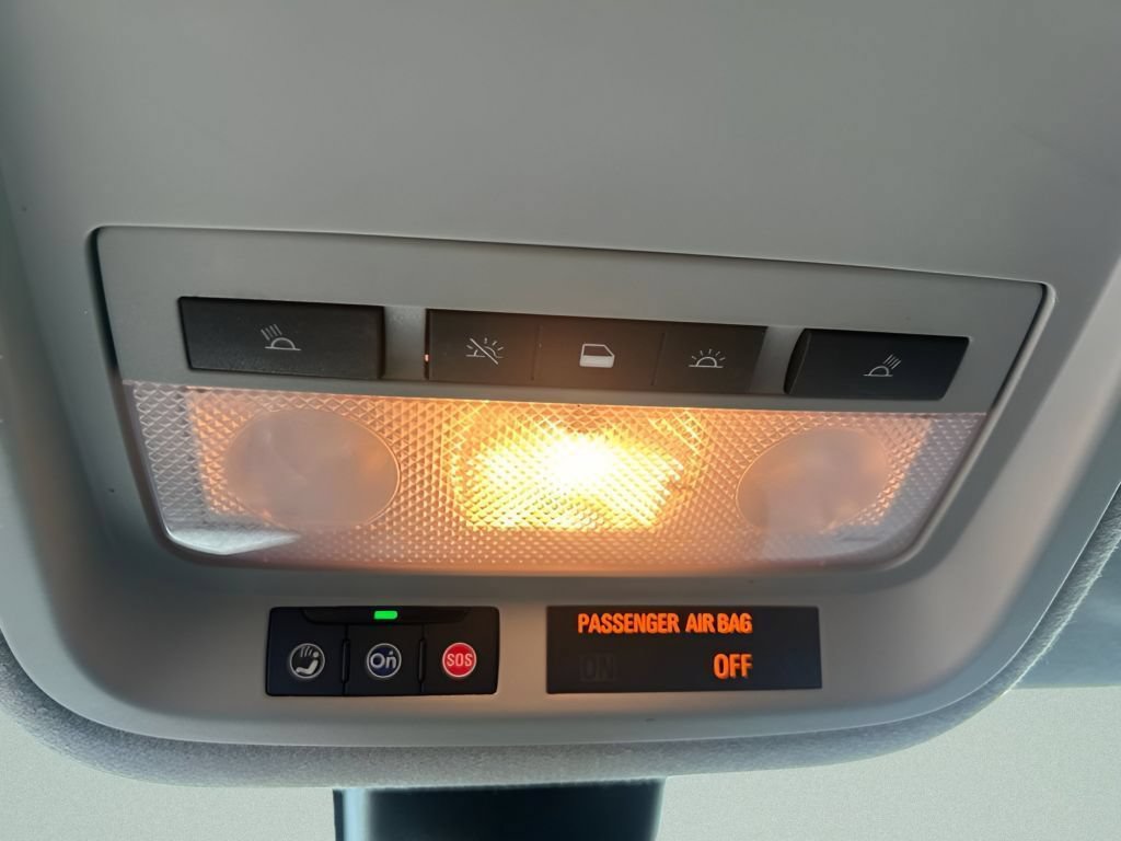Used 2019 Chevrolet Cruze LT FWD image 29