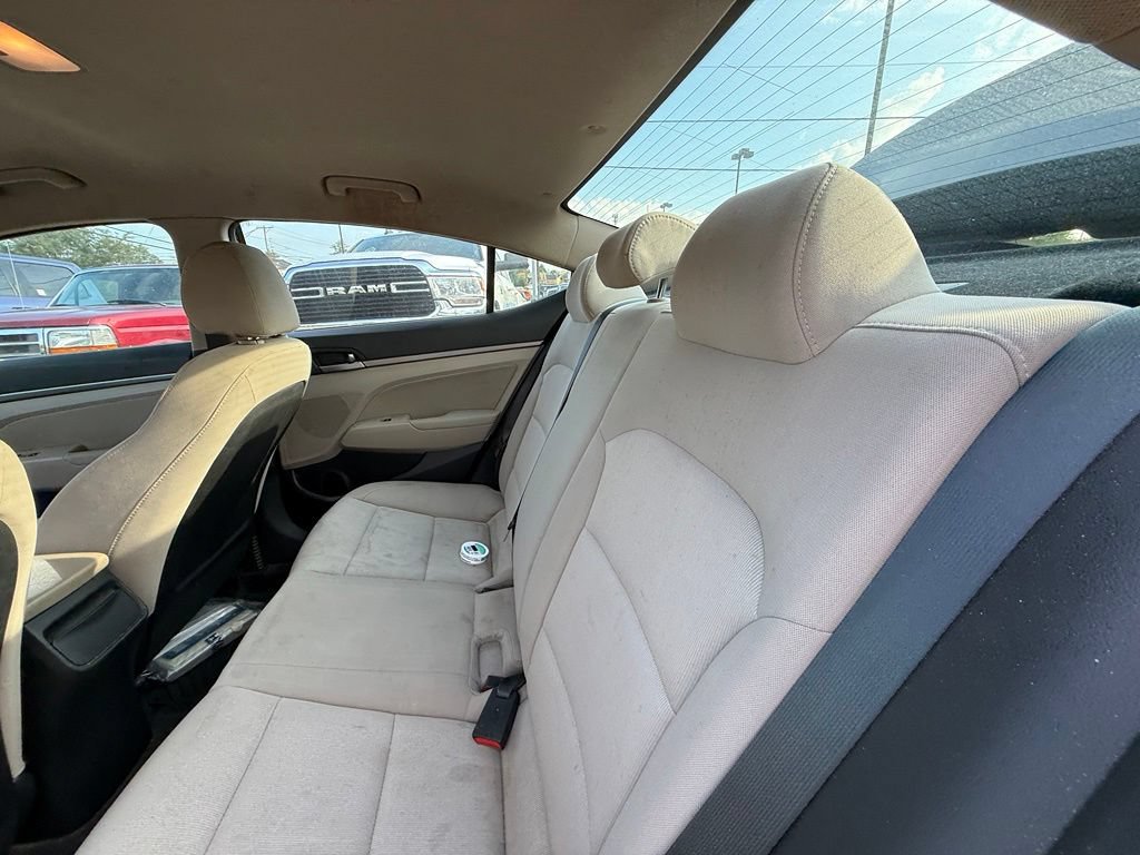 Used 2018 Hyundai Elantra SEL w/ Winter Weather Package FWD image 24