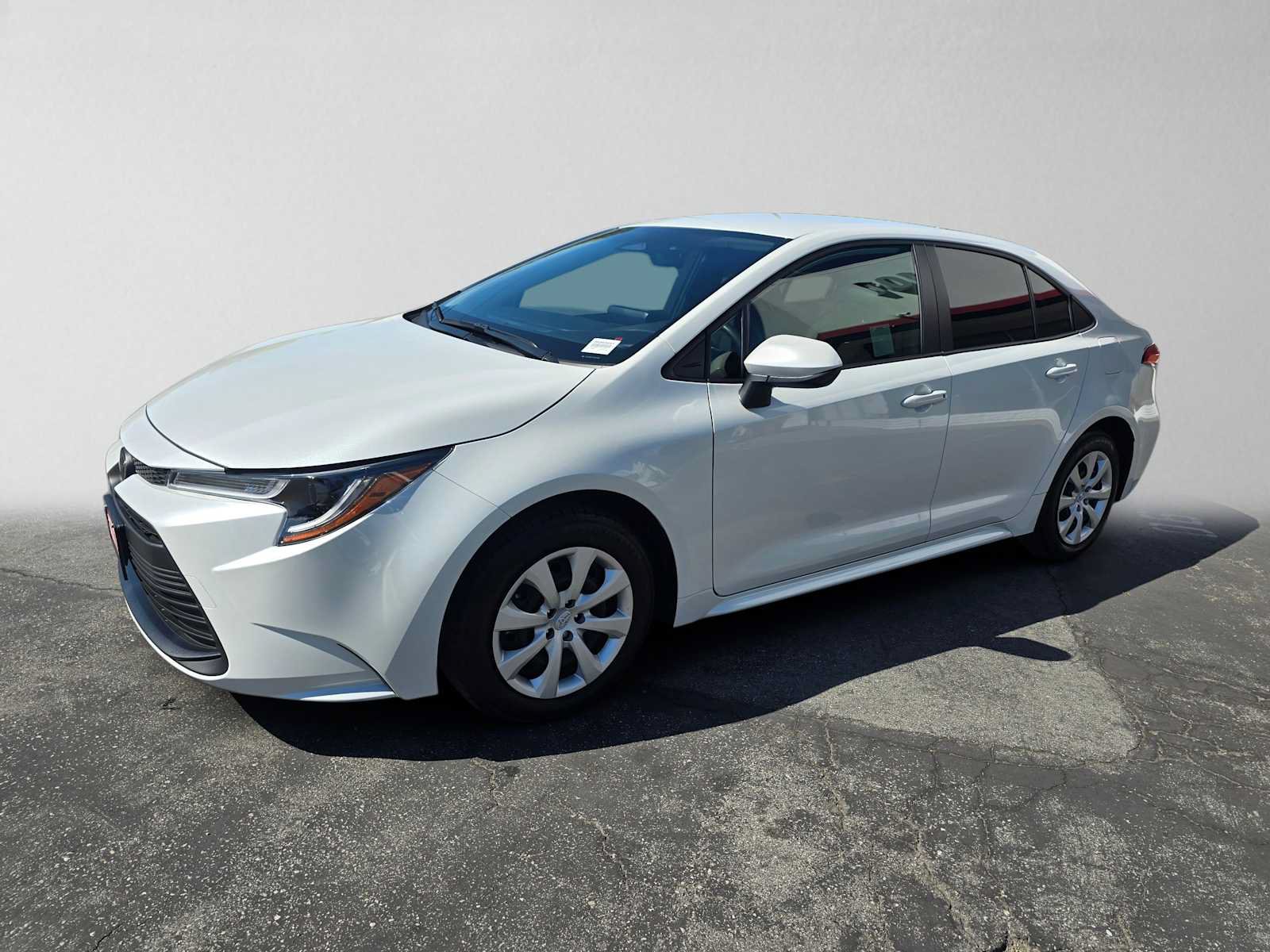 Used 2026 Toyota Corolla LE FWD image 7