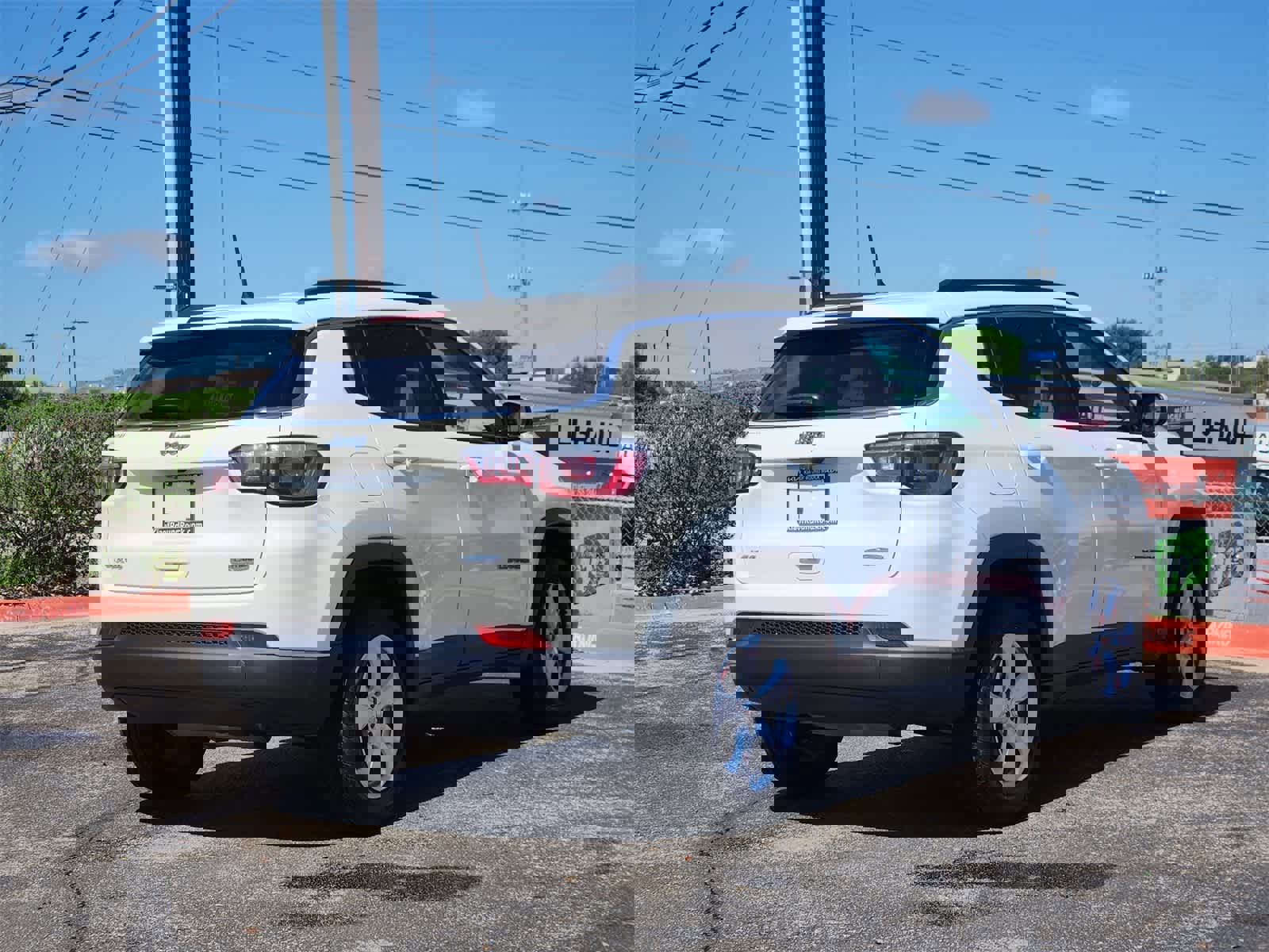 Used 2018 Jeep Compass Latitude w/ Cold Weather Group image 5