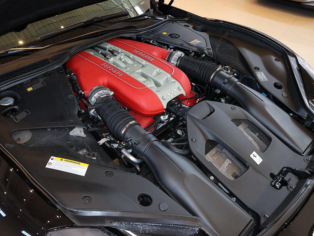 Certified 2020 Ferrari 812 Superfast RWD image 84