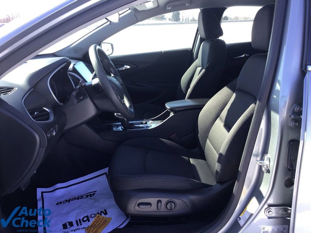 Used 2024 Chevrolet Malibu LT image 26