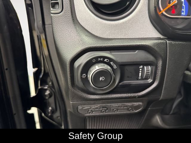 Used 2024 Jeep Wrangler Sport S image 3