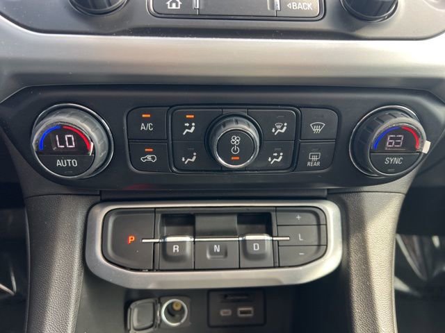 Used 2023 GMC Acadia SLT w/ Elevation Edition image 16