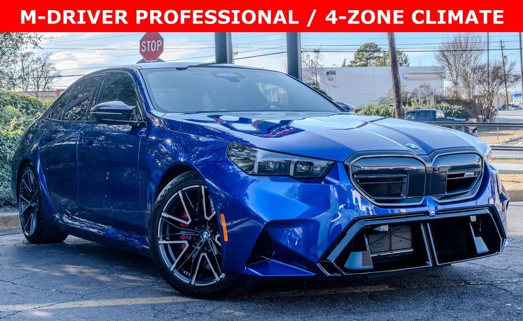 Used 2026 BMW M5 w/ Executive Package image 3