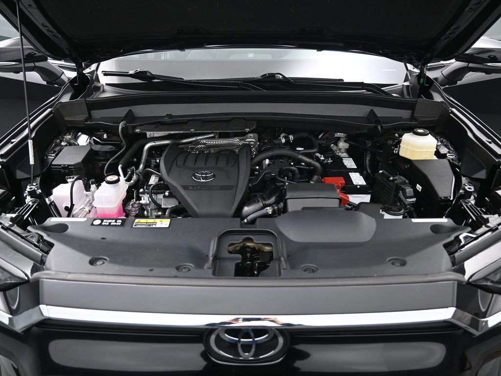 Certified 2026 Toyota Grand Highlander Platinum image 43