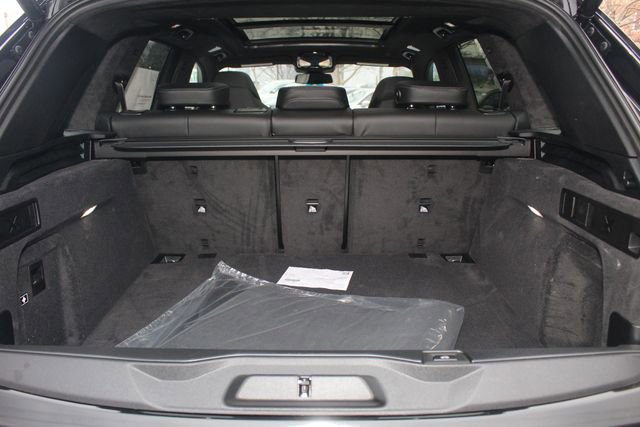 New 2026 BMW X5 M Competition w/ Executive Package image 7