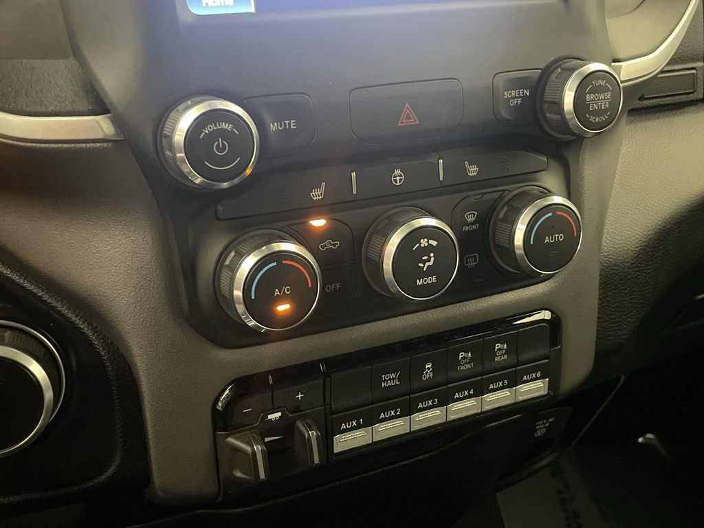 Used 2022 RAM 2500 Big Horn w/ Level B Equipment Group AWD/4WD image 11