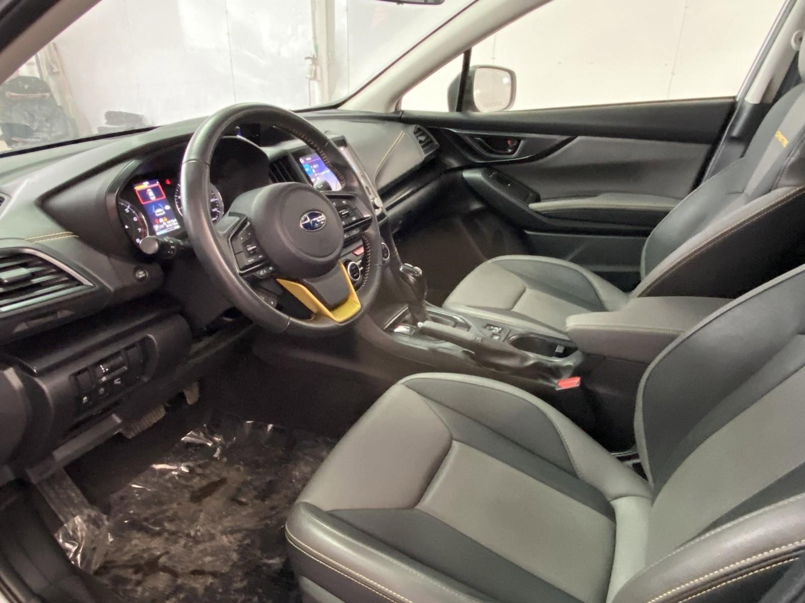 Used 2022 Subaru Crosstrek 2.5i Sport w/ Moonroof Package AWD/4WD image 21