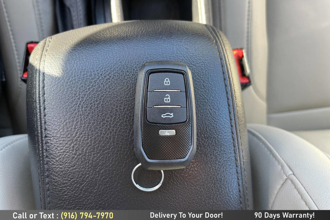 Used 2017 Ford Focus Titanium image 17