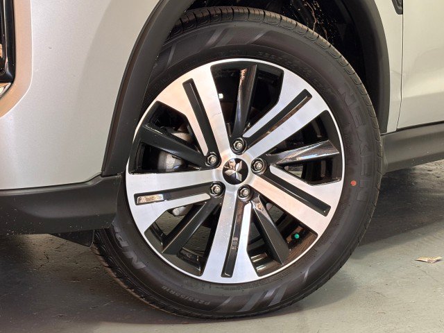 New 2025 Mitsubishi Outlander Sport ES image 3