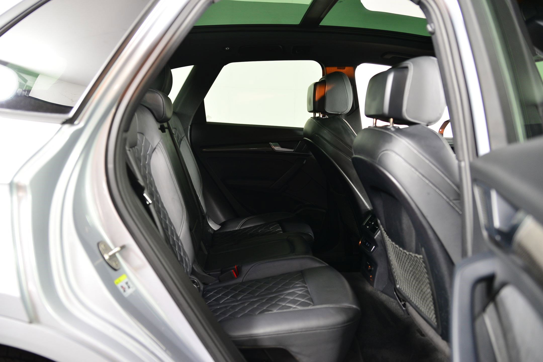 Used 2023 Audi SQ5 Premium Plus w/ Premium Plus Package image 24