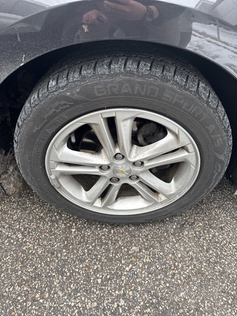 Used 2017 Chevrolet Cruze LT image 14