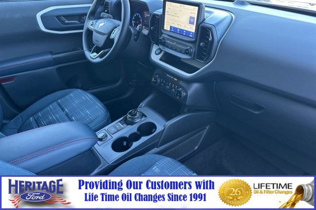Used 2024 Ford Bronco Sport Heritage w/ Heritage Convenience Package image 16