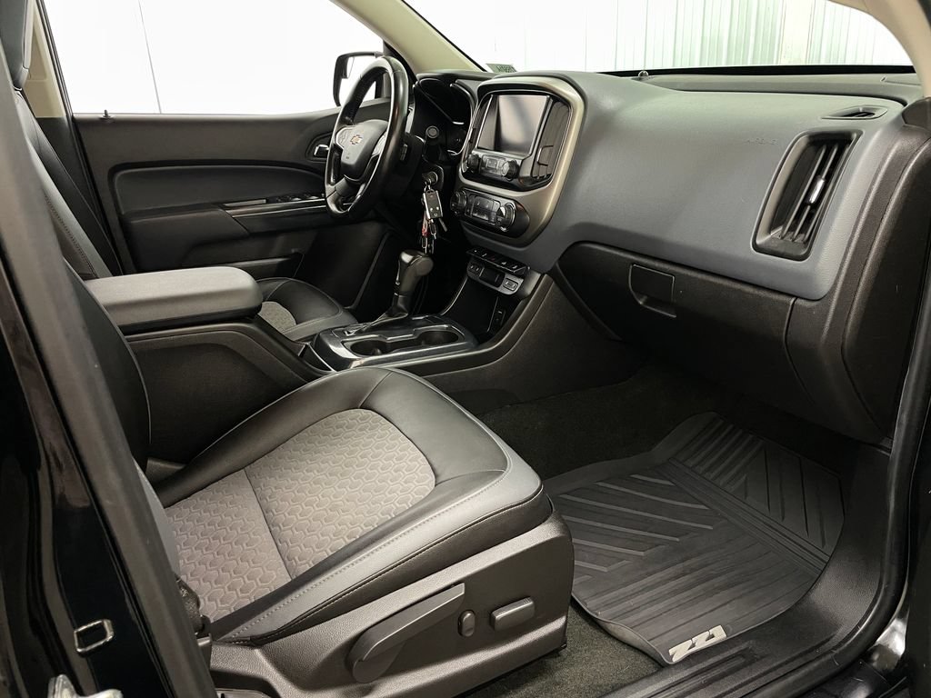 Used 2016 Chevrolet Colorado Z71 AWD/4WD image 36