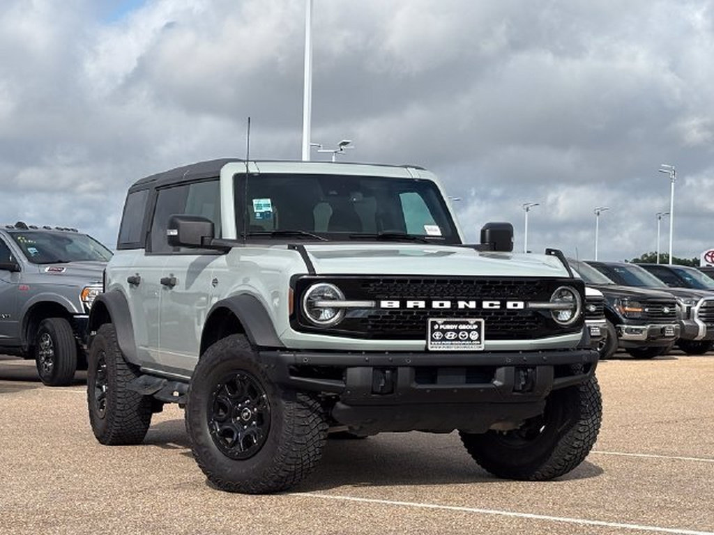Used 2024 Ford Bronco Wildtrak AWD/4WD image 1