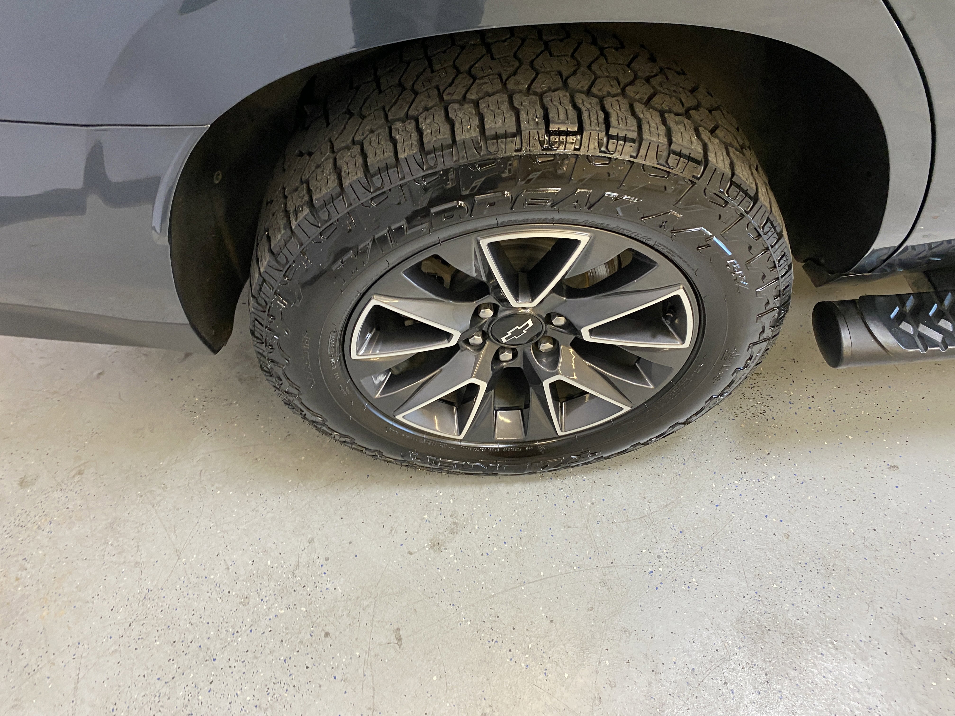 Used 2021 Chevrolet Tahoe Z71 w/ Luxury Package image 13