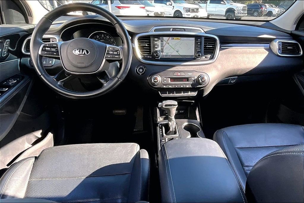 Used 2019 Kia Sorento SX image 7
