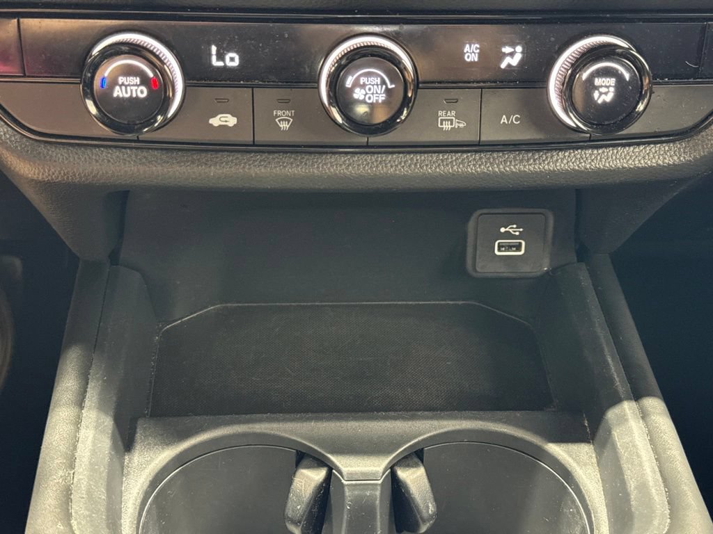 Used 2025 Honda HR-V Sport image 15