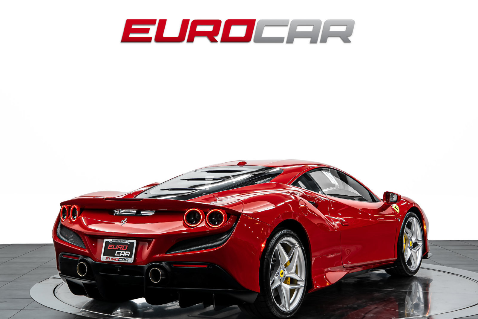 Used 2021 Ferrari F8 Tributo RWD image 5