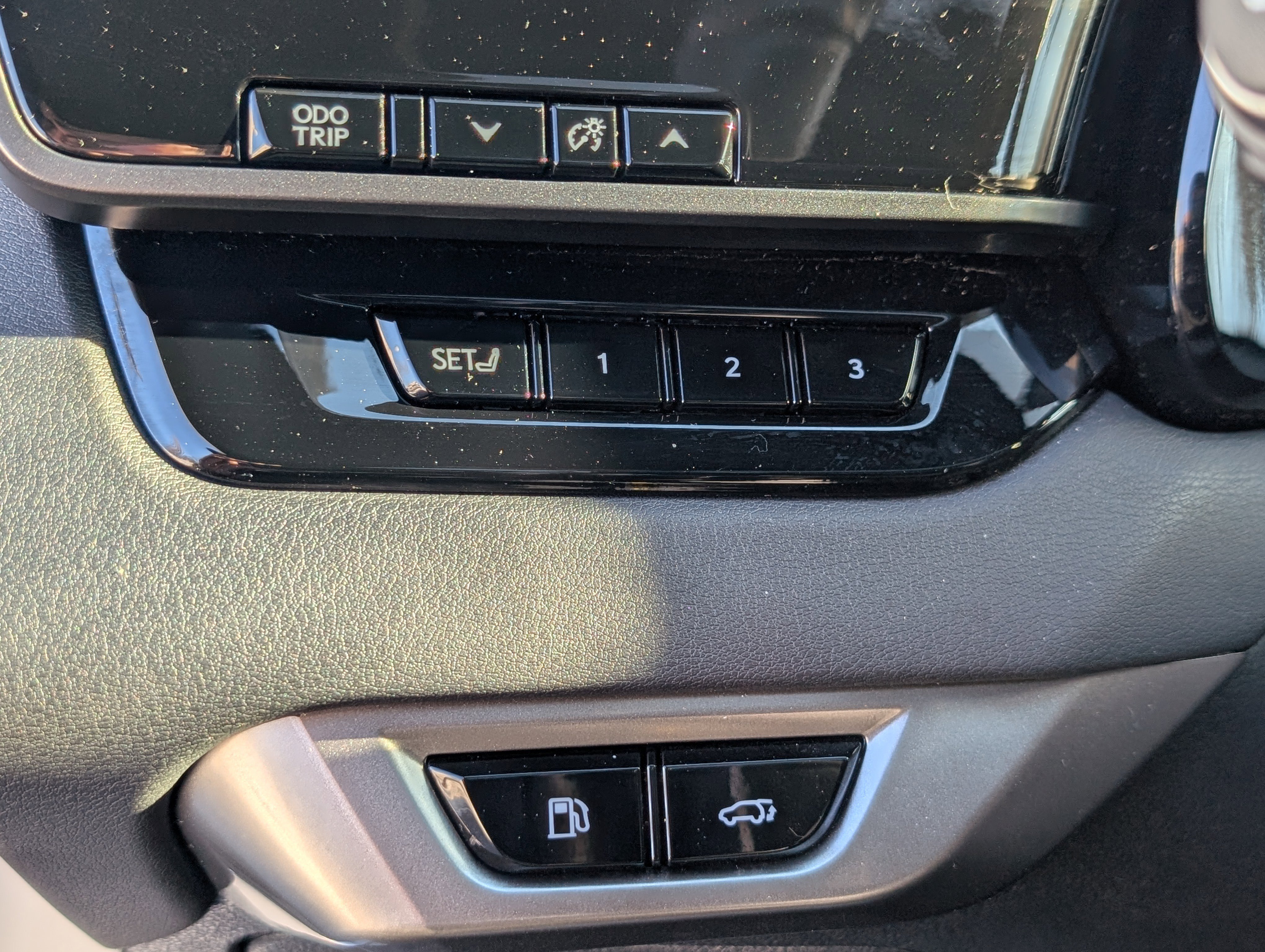 Certified 2023 Lexus RX 350h RX 350h Premium w/ Cold Area Package image 21